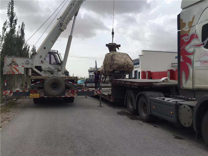 盈江县狭窄场地（如小区、车间）适合用哪种吊车？